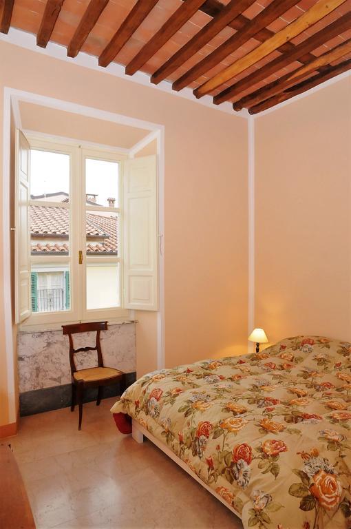 Bed and Breakfast Cavour33 Massa  Exterior foto