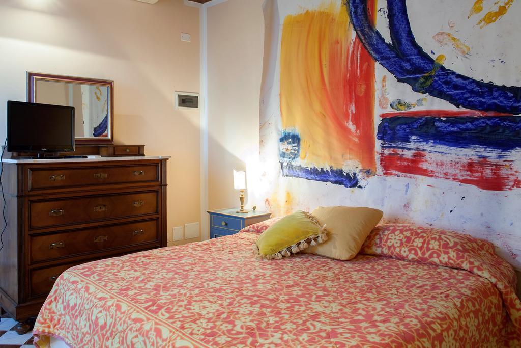 Bed and Breakfast Cavour33 Massa  Exterior foto